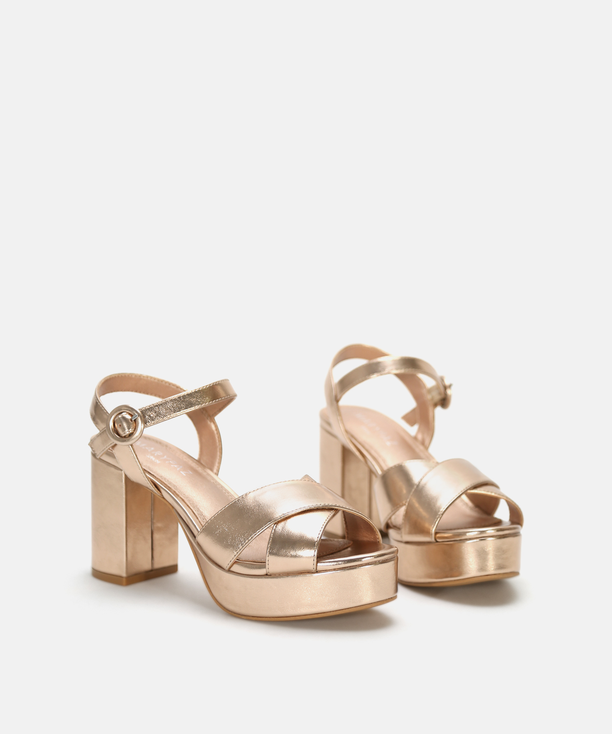 Sandalia tac&oacute;n tiras cruzadas image number null